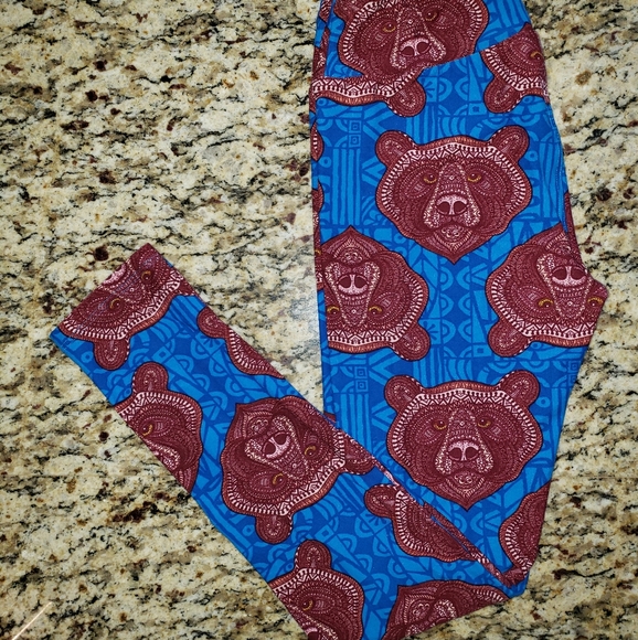 LuLaRoe Pants - NWOT one size lularoe bear leggings